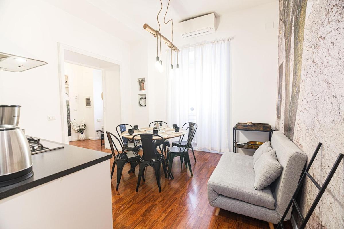 Appartamento Al Centro Di Roma Bosuiterome Bagian luar foto